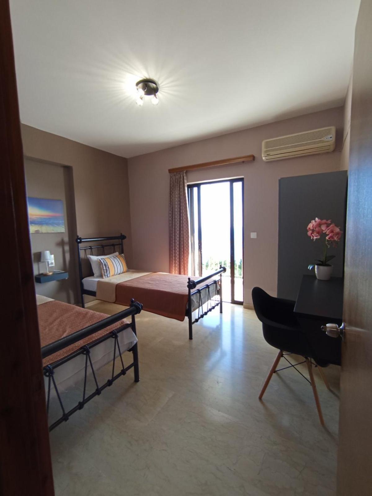 Appartement Horizon Blue à Loútsa Extérieur photo