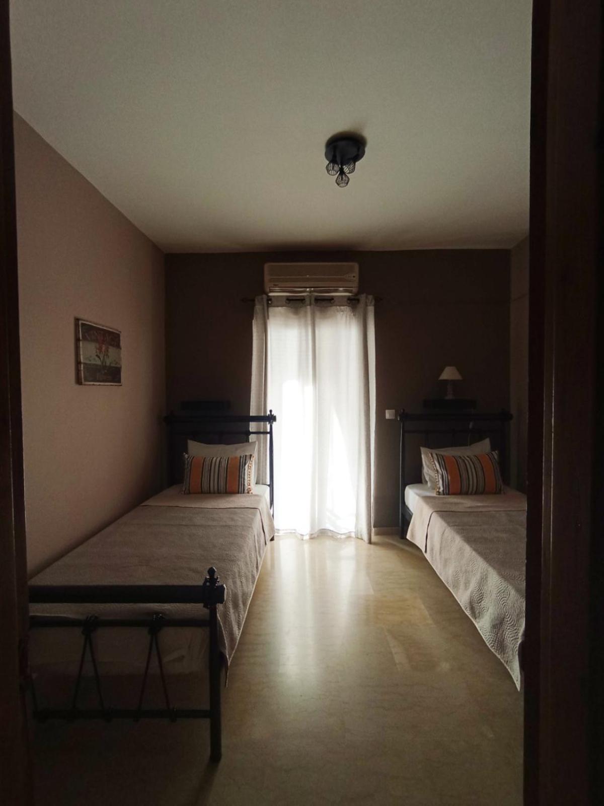 Appartement Horizon Blue à Loútsa Extérieur photo